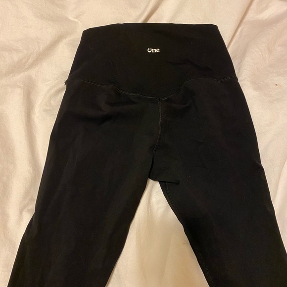 black leggings - Picture 2 of 2